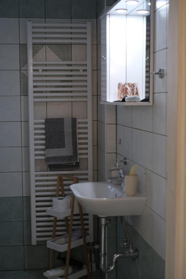 Emvi Apartments II Near Airport Vravrona Exterior photo